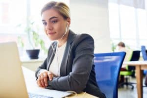 Employee videos for internal communications